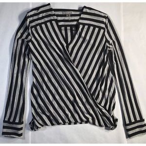 Vince Camuto XS Black and Gray Stripe Wrap shirt